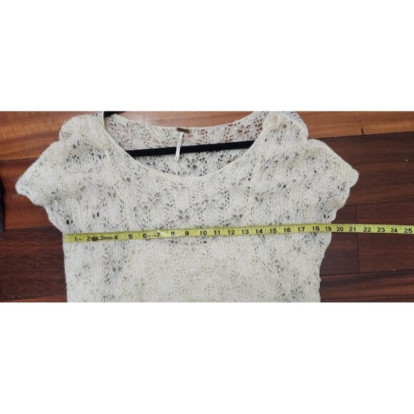 Free People Ivory Lace Layered Boho Top Women’s Size M Sheer Crochet Tunic Roman - Picture 7 of 8